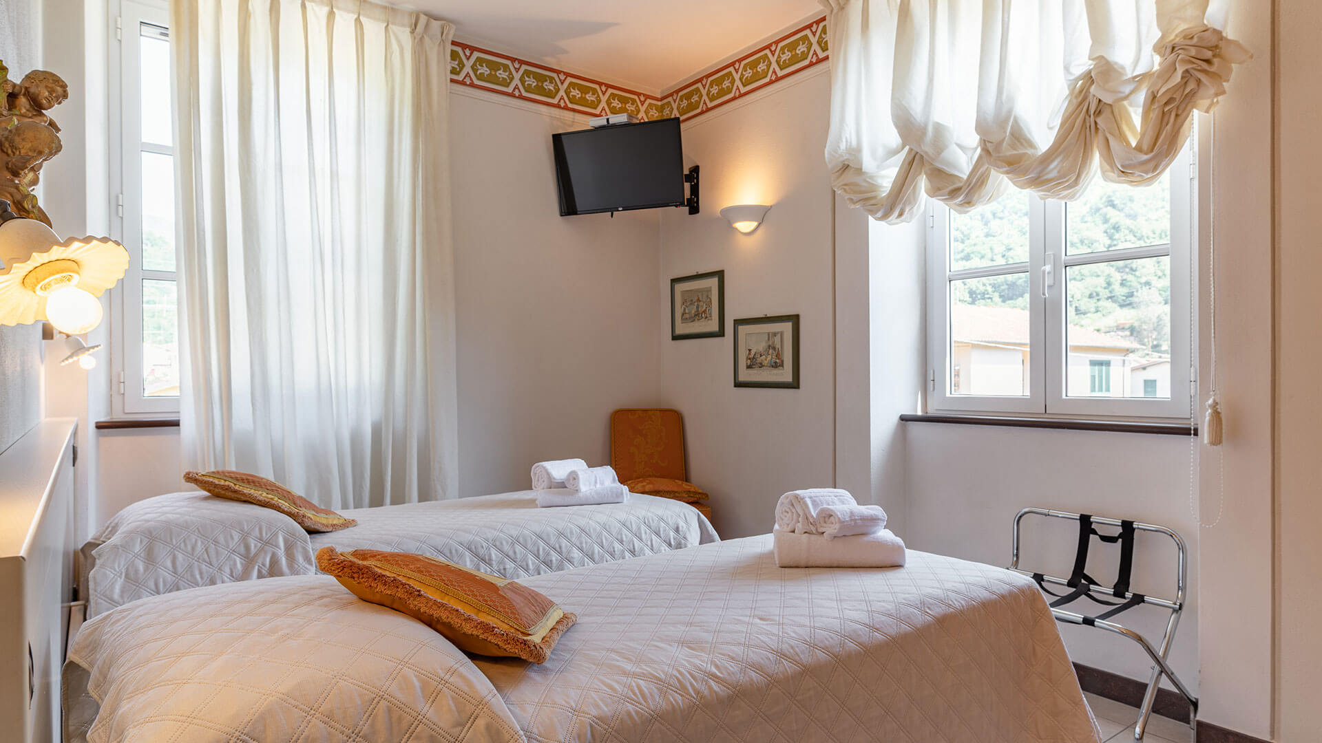 villa-guinigi-bedroom